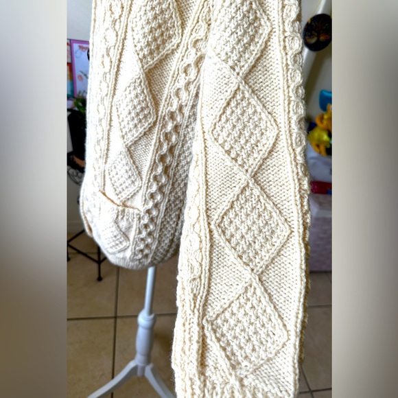 Bonner of Ireland Cream Hand Knit 100% Pure New Wool Cable Knit Chunky Cardigan - Picture 5 of 8